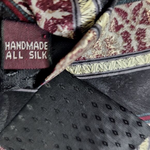 Raphael Roma Milano Mens Handmade All Silk Tie - Picture 6 of 6